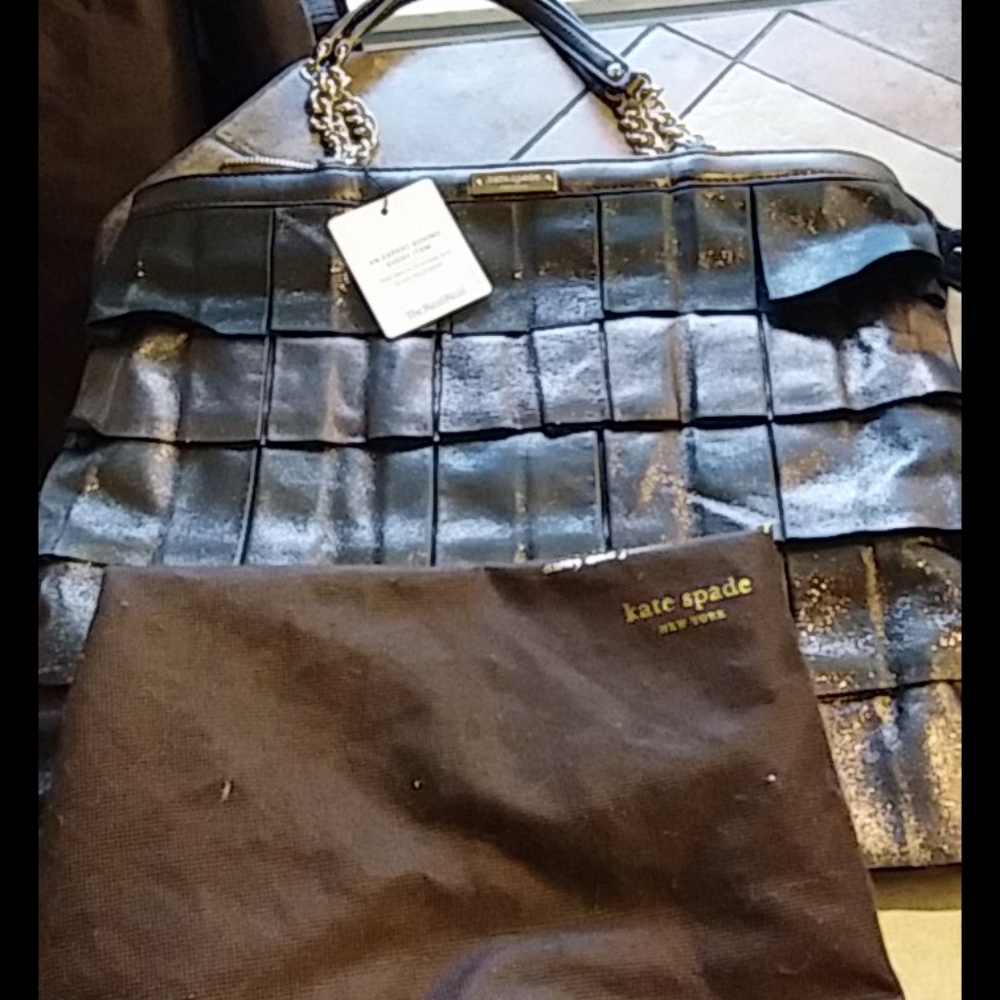 Kate Spade Tote - Picture 3 of 16
